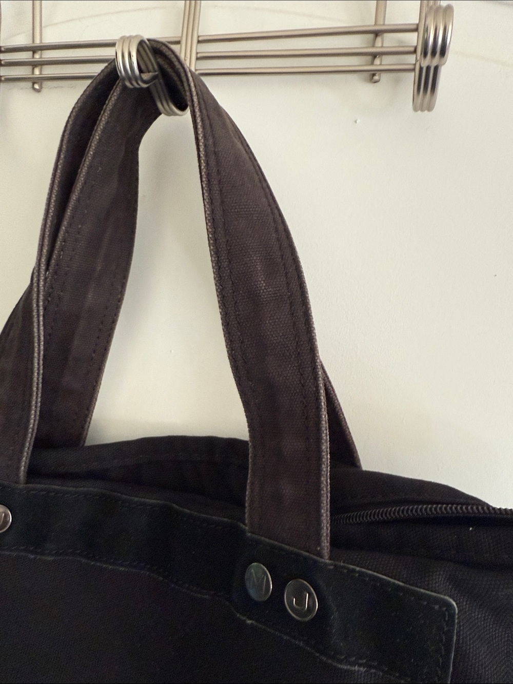 Marc Jacobs Black Canvas Messenger Tote with Logo Front - Picture 5 of 7